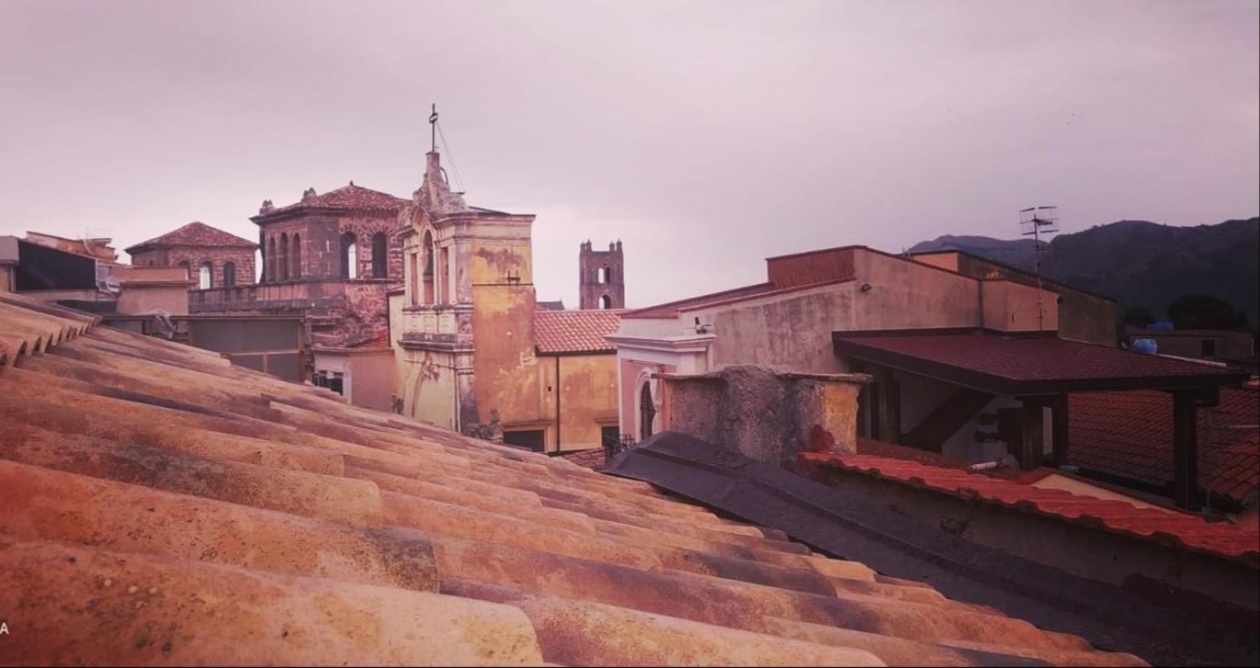 La Casetta Di Gio Gio Appartamento In Centro A مونريالي المظهر الخارجي الصورة